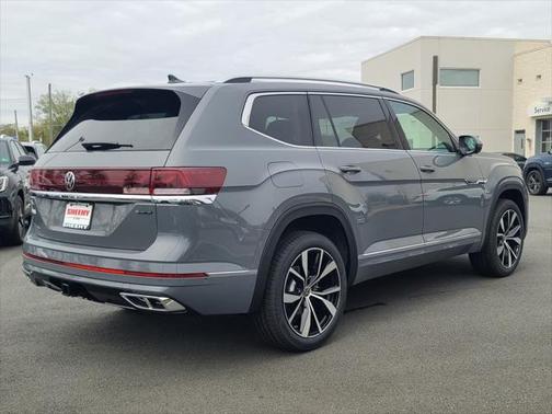 2025 Volkswagen Atlas 2.0T SEL Premium R-Line 4MOTION