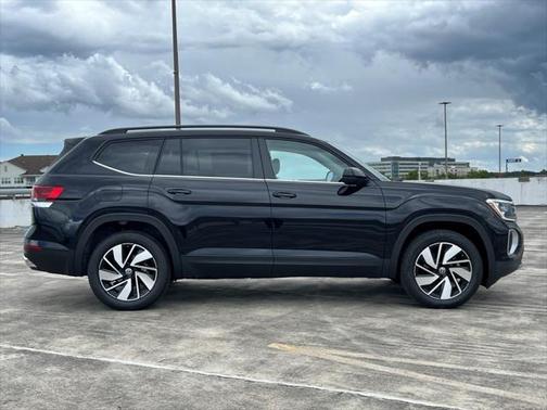 2025 Volkswagen Atlas 2.0T SE w/Technology 4MOTION