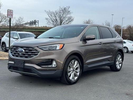 2019 Ford Edge Titanium
