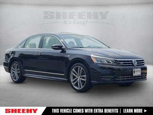 2019 Volkswagen Passat 2.0T R-Line