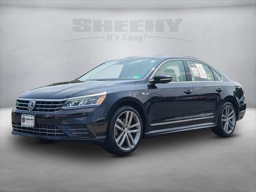 2019 Volkswagen Passat 2.0T R-Line