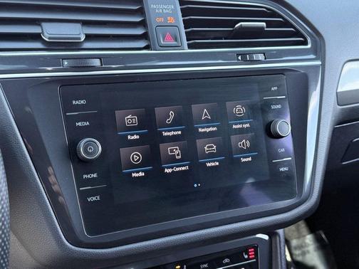 2022 Volkswagen Tiguan 2.0T SE R-Line Black 4MOTION