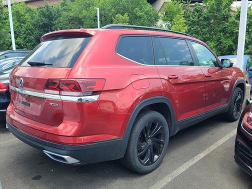 2022 Volkswagen Atlas 2.0T SE w/Technology 4MOTION