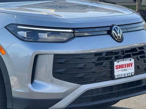 Silver Metallic 2026 Volkswagen Tiguan 2.0T SE 4MOTION