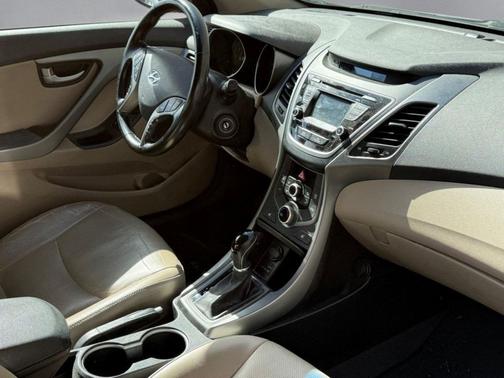 2014 Hyundai ELANTRA Limited