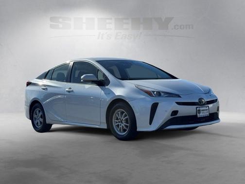 2019 Toyota Prius LE