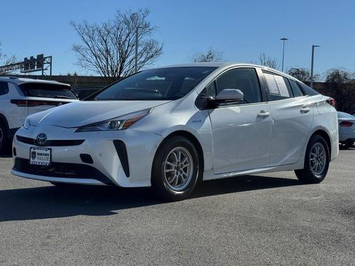 2019 Toyota Prius LE