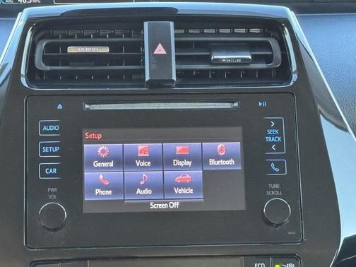 2019 Toyota Prius LE