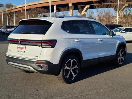 2025 Volkswagen Taos 1.5T SEL