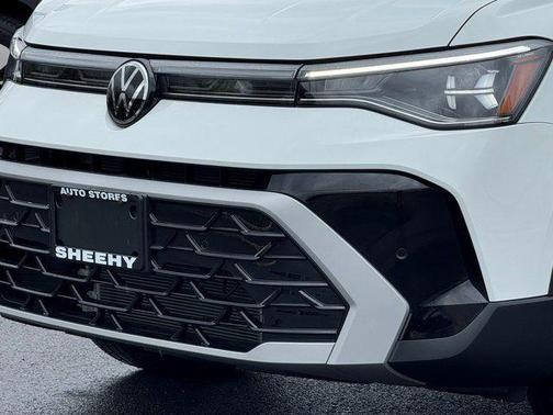 2025 Volkswagen Taos 1.5T SEL