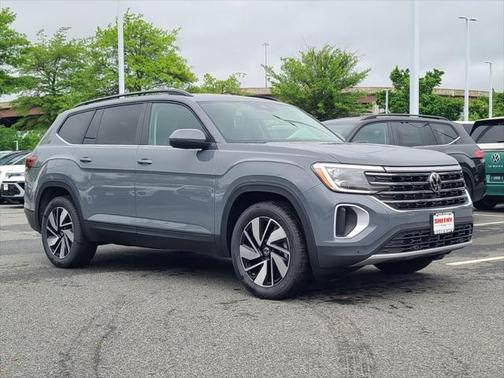 2025 Volkswagen Atlas 2.0T SE w/Technology 4MOTION