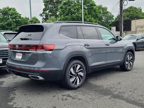 2025 Volkswagen Atlas 2.0T SE w/Technology 4MOTION