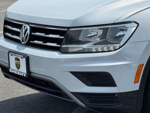 White Silver 2018 Volkswagen Tiguan 2.0T S 4MOTION