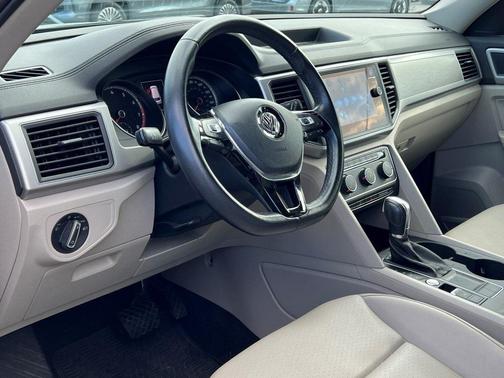2018 Volkswagen Atlas 2.0T SE