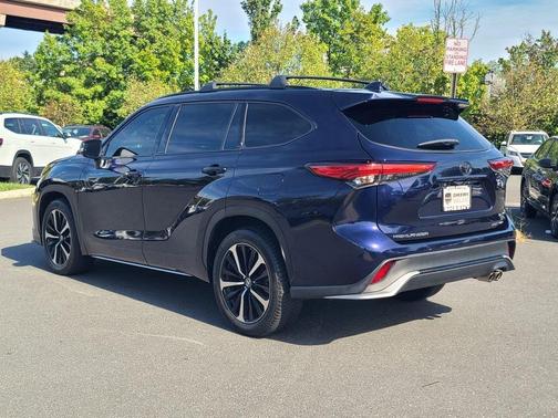 2022 Toyota Highlander XSE