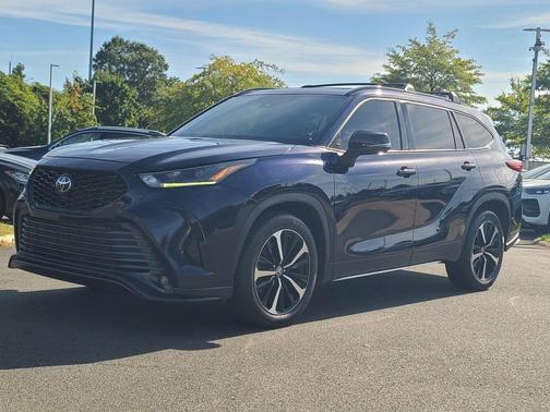 2022 Toyota Highlander XSE