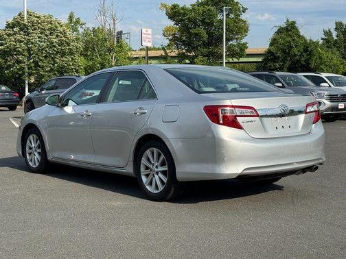 Classic Silver Metallic 2012 Toyota Camry XLE