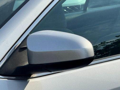 Classic Silver Metallic 2012 Toyota Camry XLE