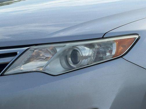 Classic Silver Metallic 2012 Toyota Camry XLE
