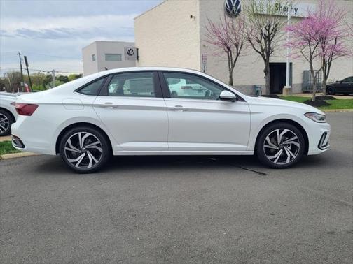 2025 Volkswagen Jetta 1.5T SEL