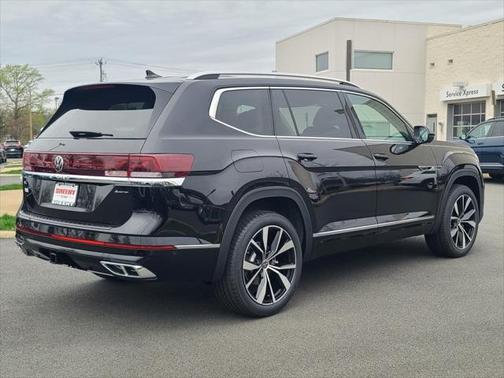 2025 Volkswagen Atlas 2.0T SEL Premium R-Line 4MOTION