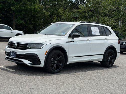 Opal White 2023 Volkswagen Tiguan 2.0T SE R-Line Black