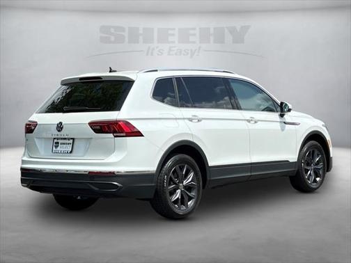 2023 Volkswagen Tiguan 2.0T SE