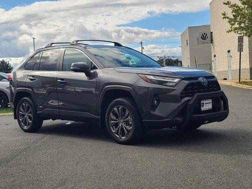 2023 Toyota RAV4 Hybrid XLE Premium