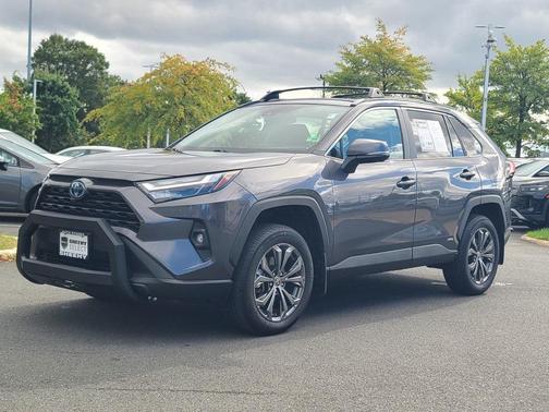 2023 Toyota RAV4 Hybrid XLE Premium