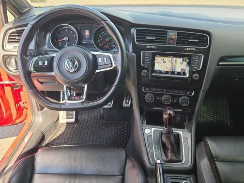 2015 Volkswagen Golf GTI 2.0T Autobahn 4-Door