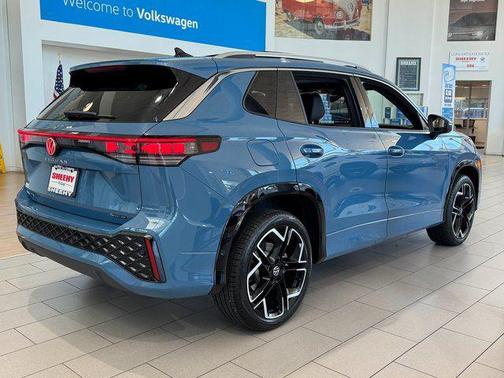 monterey blue pearl 2026 Volkswagen Tiguan 2.0T SEL R-Line 4MOTION