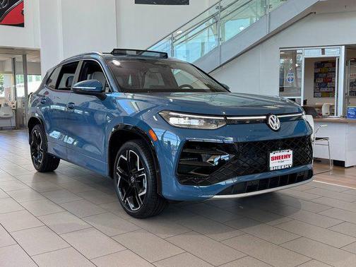 monterey blue pearl 2026 Volkswagen Tiguan 2.0T SEL R-Line 4MOTION