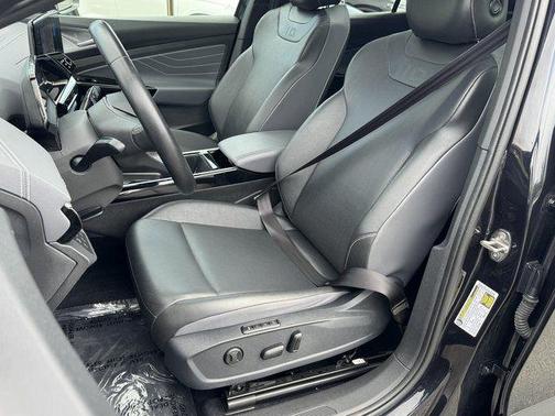 Deep Black Pearl 2023 Volkswagen ID.4 AWD Pro S