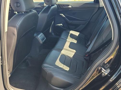 2023 Volkswagen Jetta 1.5T SEL