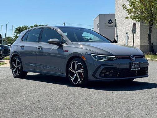 Moonstone Gray/Black Roof 2024 Volkswagen Golf GTI 2.0T SE DSG