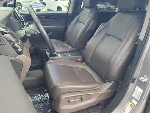 2019 Honda Odyssey Elite