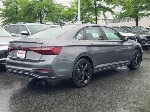 2025 Volkswagen Jetta 1.5T SE