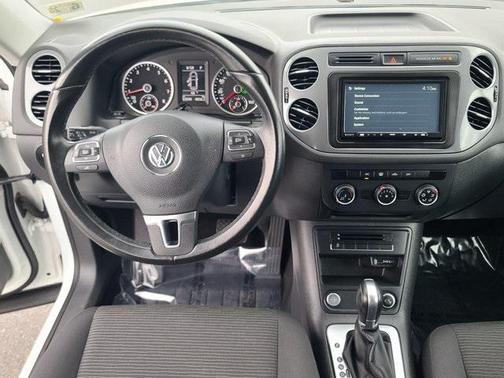 2017 Volkswagen Tiguan Limited 2.0T
