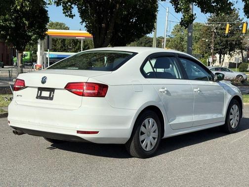 2015 Volkswagen Jetta 2.0L S