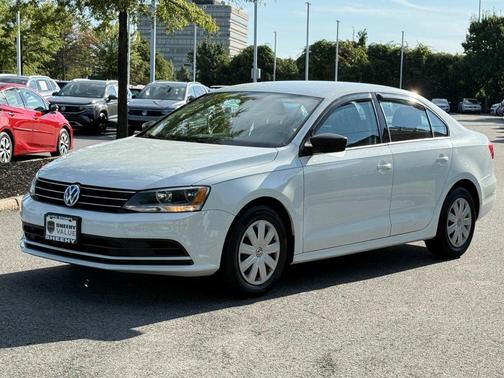 2015 Volkswagen Jetta 2.0L S