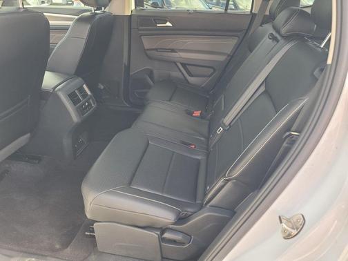 2022 Volkswagen Atlas 2.0T SEL