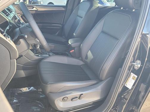 2022 Volkswagen Tiguan 2.0T SE R-Line Black 4MOTION