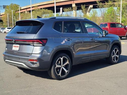 2025 Volkswagen Taos 1.5T SEL