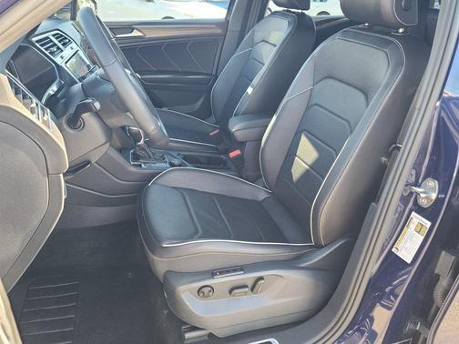 2022 Volkswagen Tiguan 2.0T SEL R-Line 4MOTION