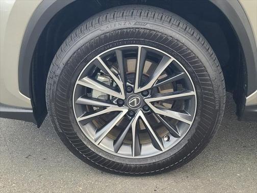 2025 Lexus NX 350h 350h Base