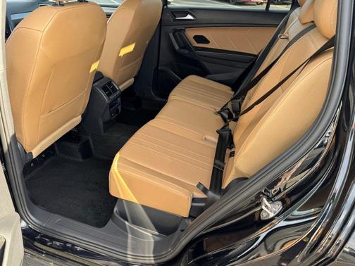 2024 Volkswagen Tiguan 2.0T SE 4MOTION