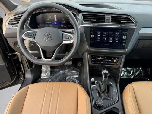 2024 Volkswagen Tiguan 2.0T SE 4MOTION