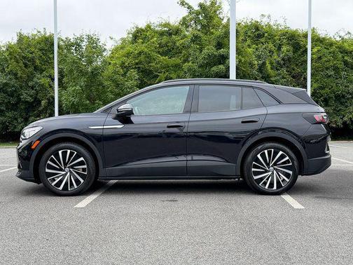 Deep Black 2024 Volkswagen ID.4 S