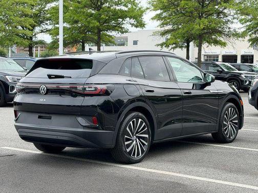 Deep Black 2024 Volkswagen ID.4 S