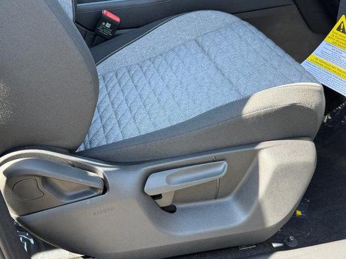 Platinum 2026 Volkswagen Tiguan 2.0T S